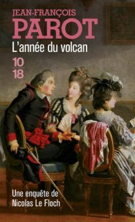 Couverture de L'année du volcan Les enquêtes de Nicolas Le Floch, commissaire au Châtelet