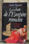 Couverture de La Chute de l'empire romain (Marabout université)