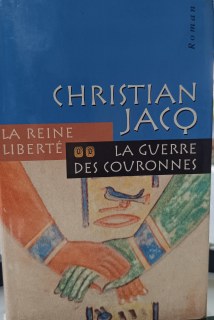Couverture de LA GUERRE DES COURONNES